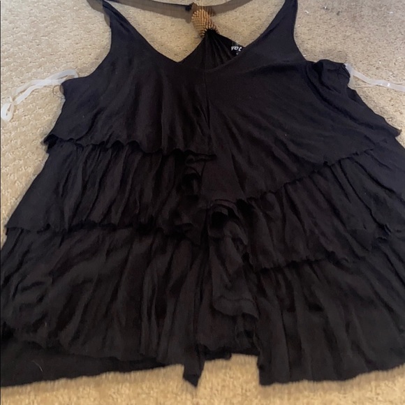 Wet seal black layered tankB - Picture 3 of 4